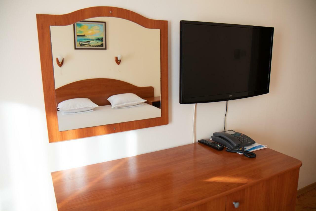 Hotel Sunny Sozopol Esterno foto